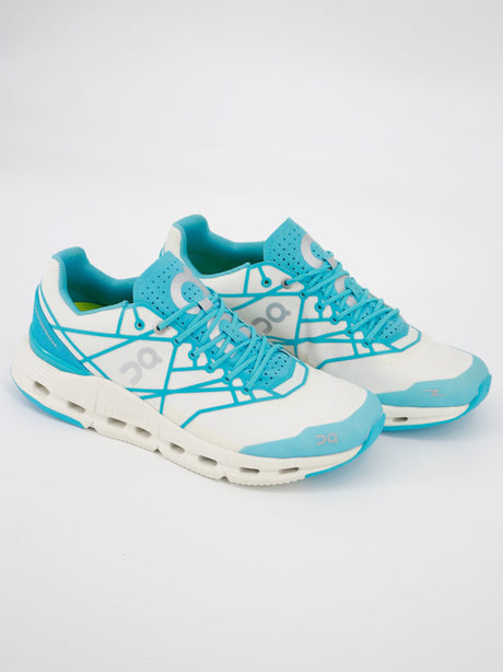 Image for Women's Textured Running Shoes,Blue/White