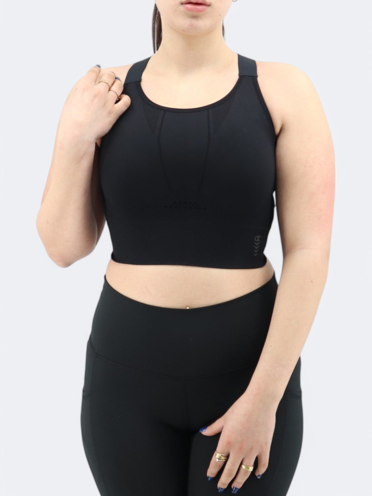 Image for Women's Textured Sports Cropped Top,Black