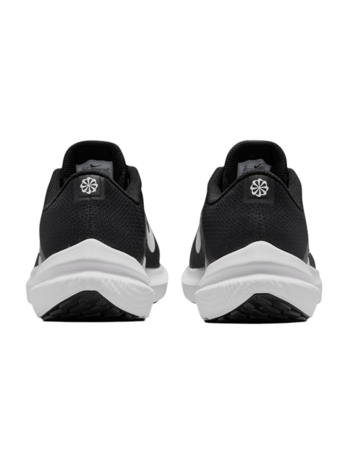 Winflo 10 Men's Logo Patched Shoes,Black