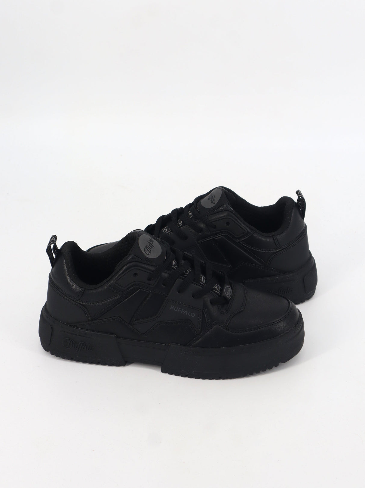Women's Textured Sneakers,Black