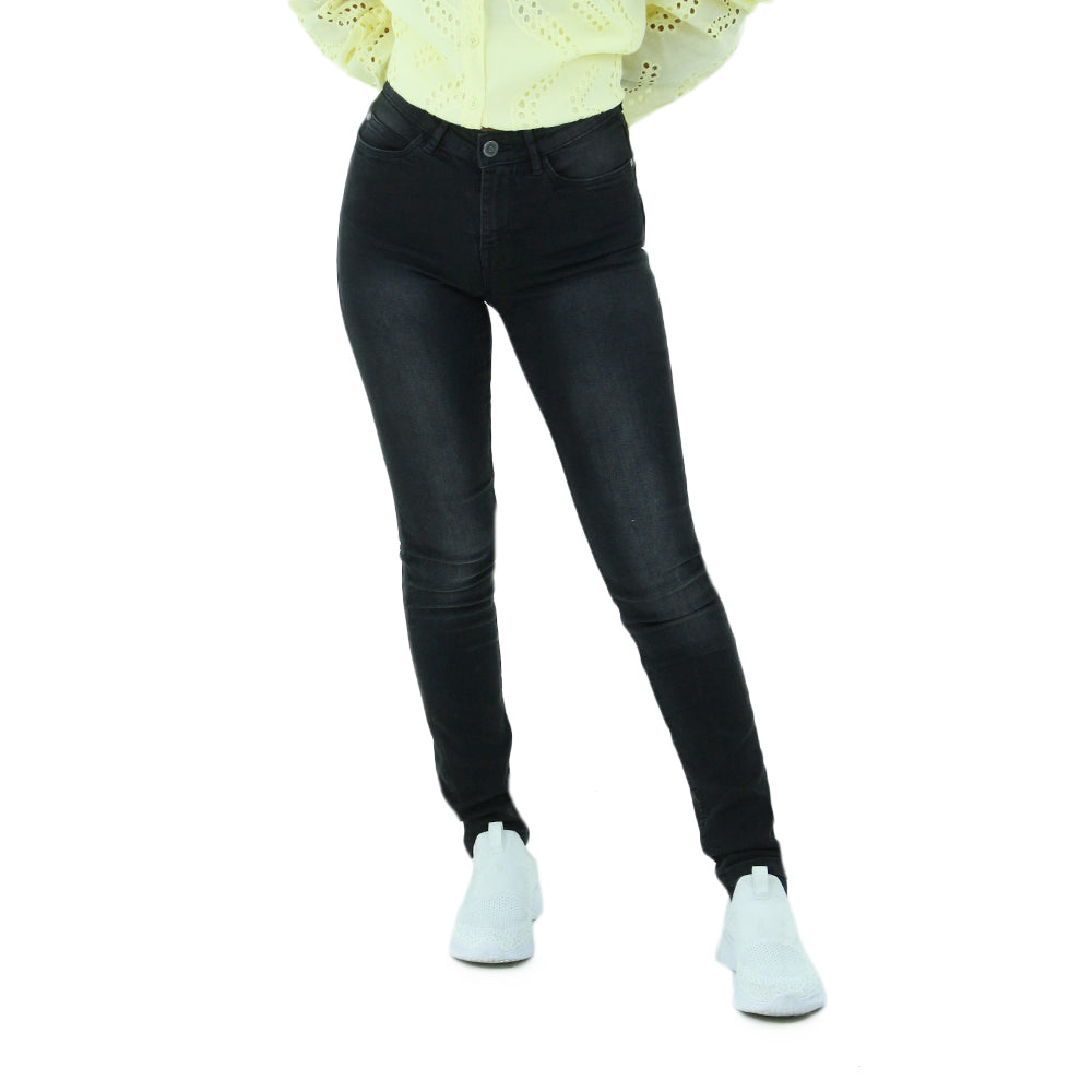 Image for Women's Washed Skinny Jeans,Black