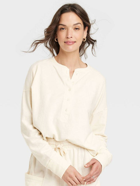 Image for Women's Long Sleeve Cropped Button Shirt,Off White