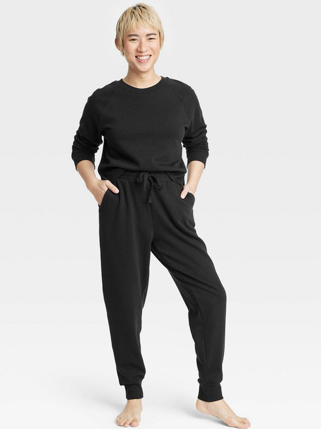 Image for Women's Plain Solid Jogger Pant,Black