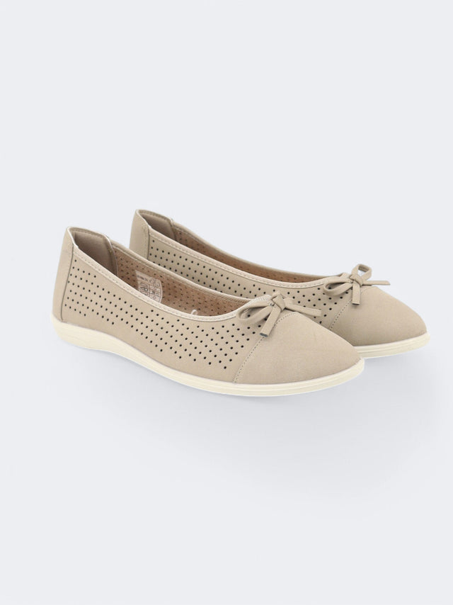 Image for Women's Textured Ballerinas,Beige