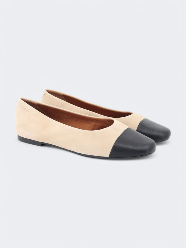 Image for Women's Colorblocked Ballerinas,Black/Light Beige