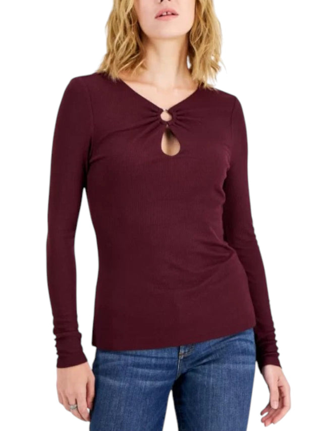 Image for Women's Ribbed Ring Keyhole Top,Burgundy
