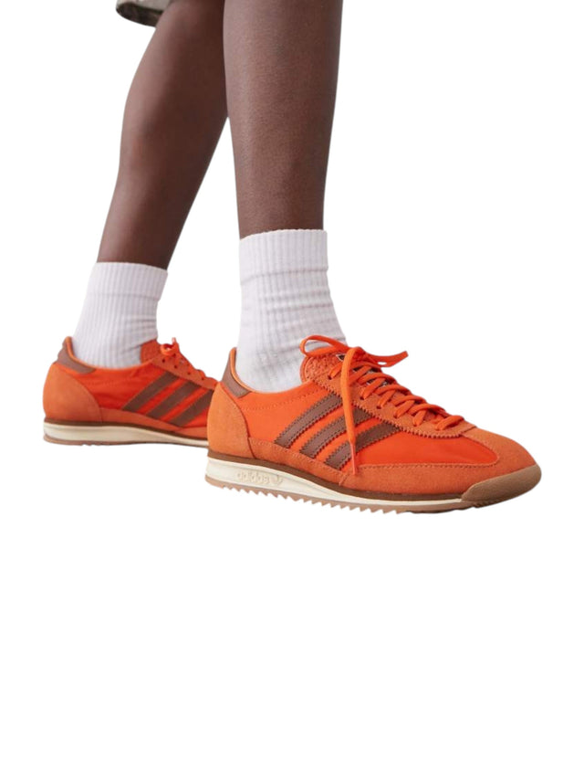 Image for Women's Textured Running Shoes,Orange