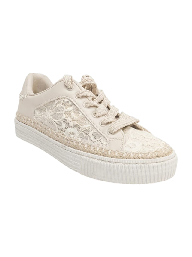 Image for Women's Lace Textured Shoes,Light Beige