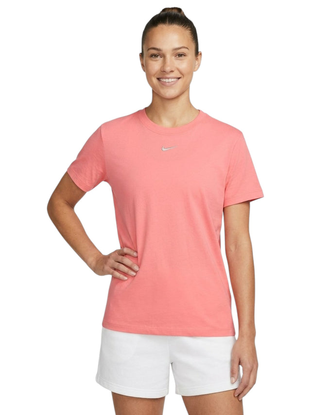 Image for The Nike Tee Women's Plain Top,Pink