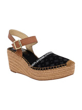 Image for Women's Printed Sandals,Black/Brown