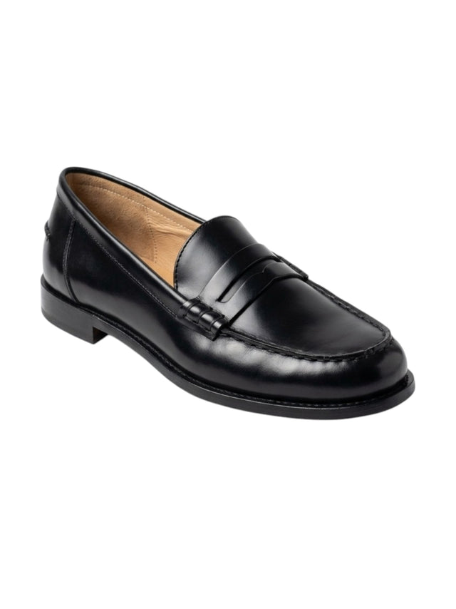 Image for Women's Plain Loafer Shoes,Black