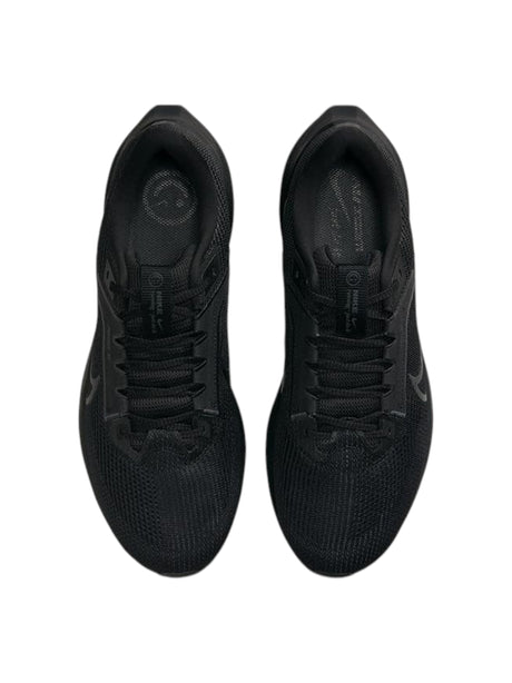 S Pegasus 40 Men's Textured Shoes,Black