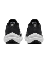 Winflo 10 Men's Logo Patched Shoes,Black