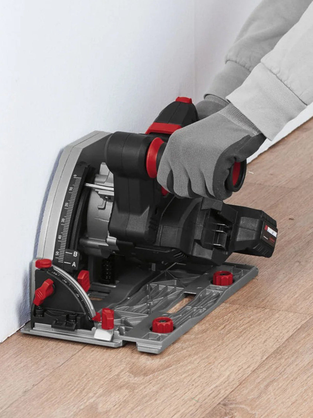 Cordless Plunge Saw
