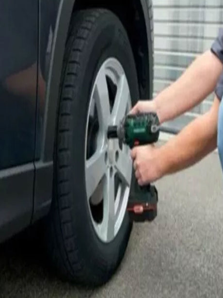 Cordless Vehicle Impact Wrench