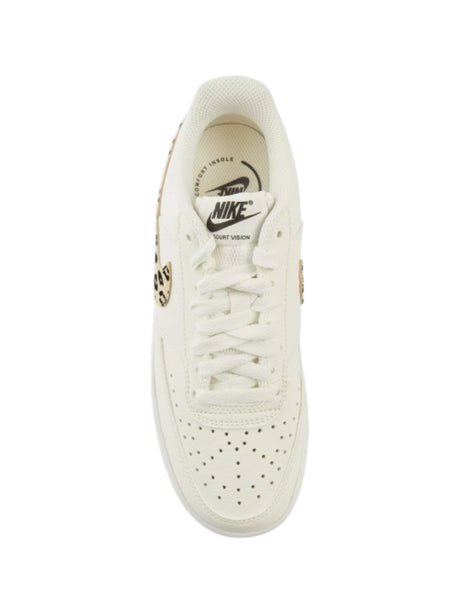 Image for Courtvision Women's Logo Patched Shoes,White
