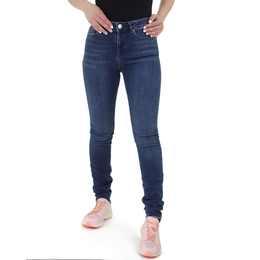 Women's Straight Leg Jeans