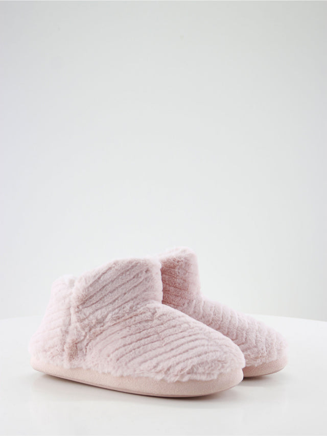 Image for Women's Faux Fur Striped Slippers,Light Pink