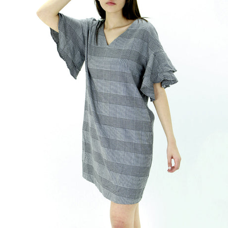 Women's Ruffled-Sleeve Plaid Dress,Black/White